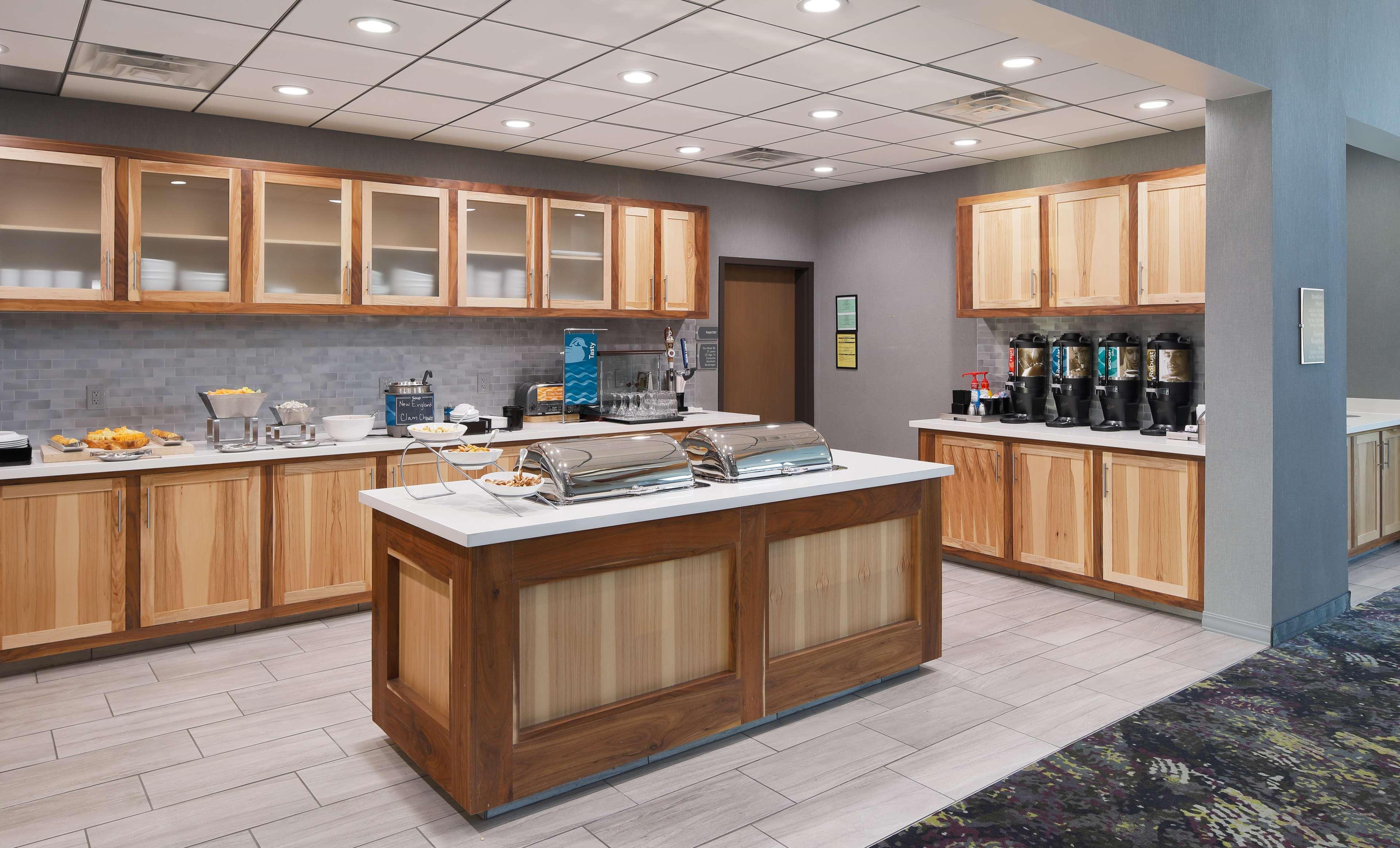 Homewood Suites By Hilton Topeka Eksteriør billede